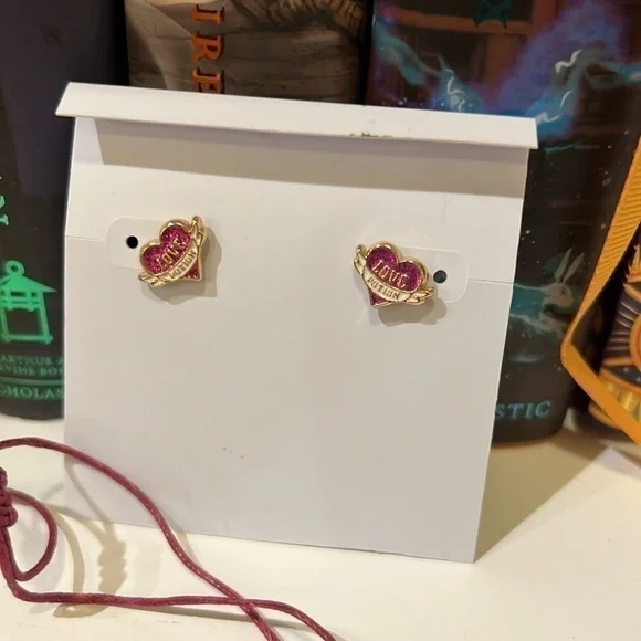 NWOT Harry Potter Love Potion Earrings and Bracelet - Picture 4 of 10